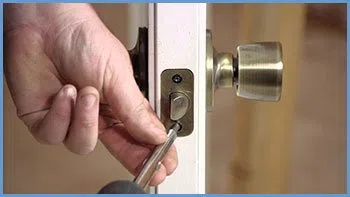 State Locksmith Services Highland Park, MI 313-451-7207 - 6-lock-change